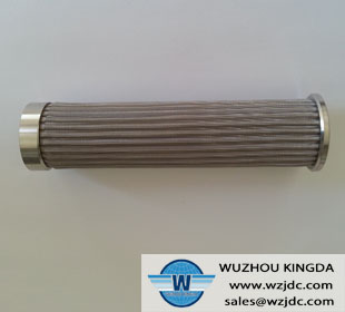 Pleated oil filters