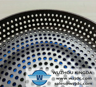 Perforated metal disc