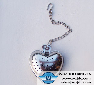 Heart shaped tea infuser