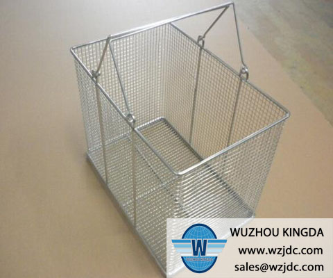 Wire mesh kitchen storage