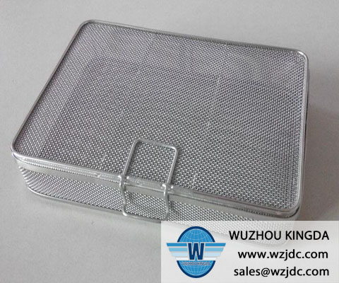 Hospital sterilizing wire mesh basket