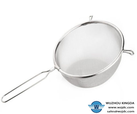 Stainless steel wire mesh oil strainer