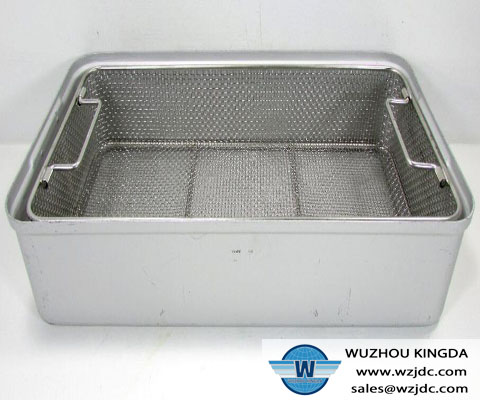 Medical basket container