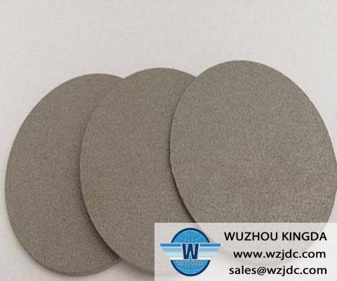 Powder sintered filter disc