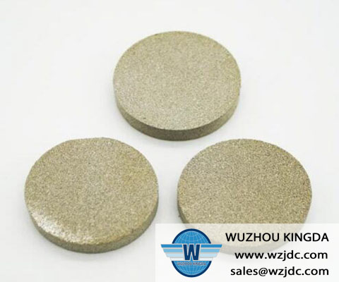 Sintered porous disc filter